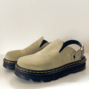 Dr Martens Zebzag Suede Casual Slingback Platform Mules in Muted Olive Women's 9